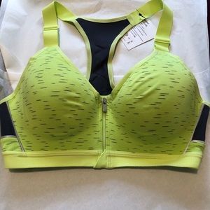 New Victoria’s Secret sport bra size 34b